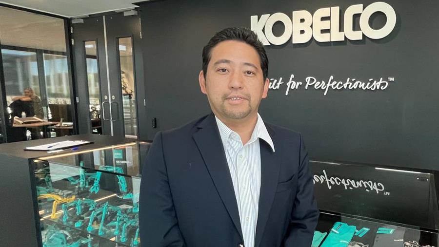 Akira Takayama benoemd tot Division Director Cranes Division Kobelco