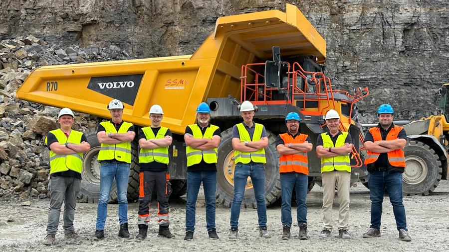 Eerste Volvo R70 aan het werk in Duitse kalksteengroeve