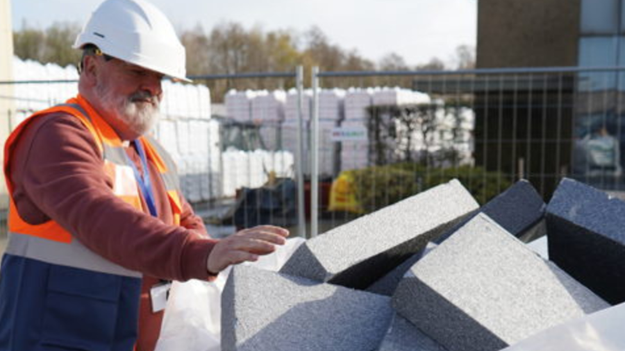 Knauf lanceert gratis ophaling van EPS-afval op de werf