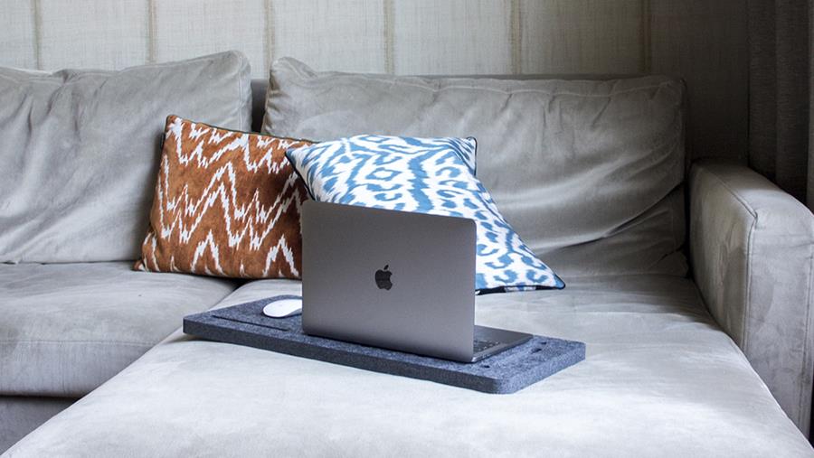 JALEMA: SPECIALIST IN KARTON & KUNSTSTOF