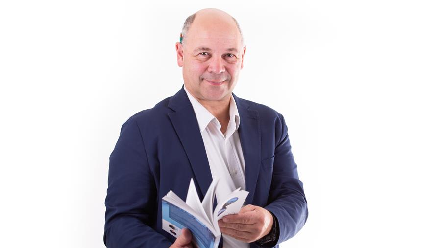 Chronique Mark Pecqueur: "Petites batteries, petits problèmes. Grandes batteries, gros problèmes"