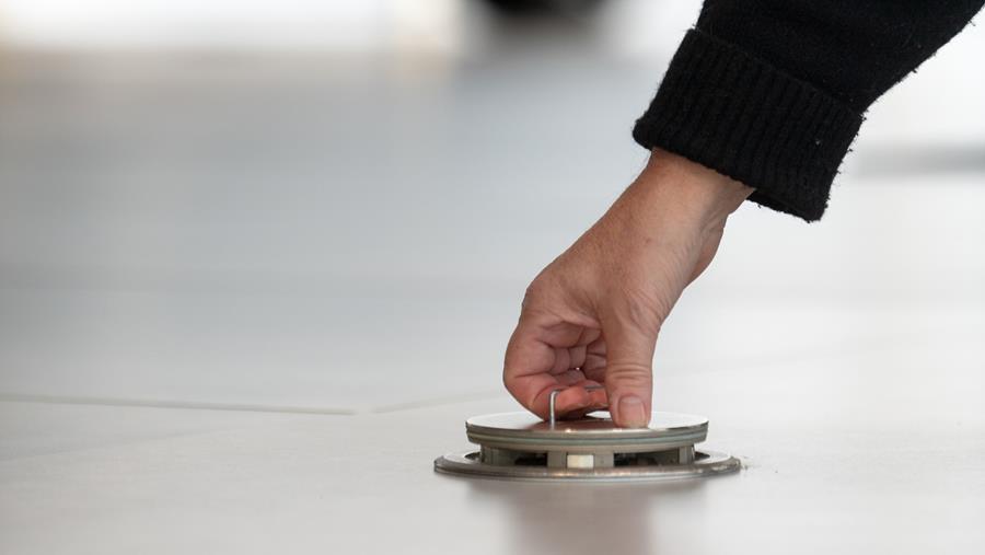 Slimme bekabeling zonder gedoe? Ontdek ondervloersystemen