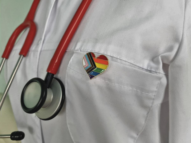 Minorités LGBTI+: "Une politique du Care est possible"