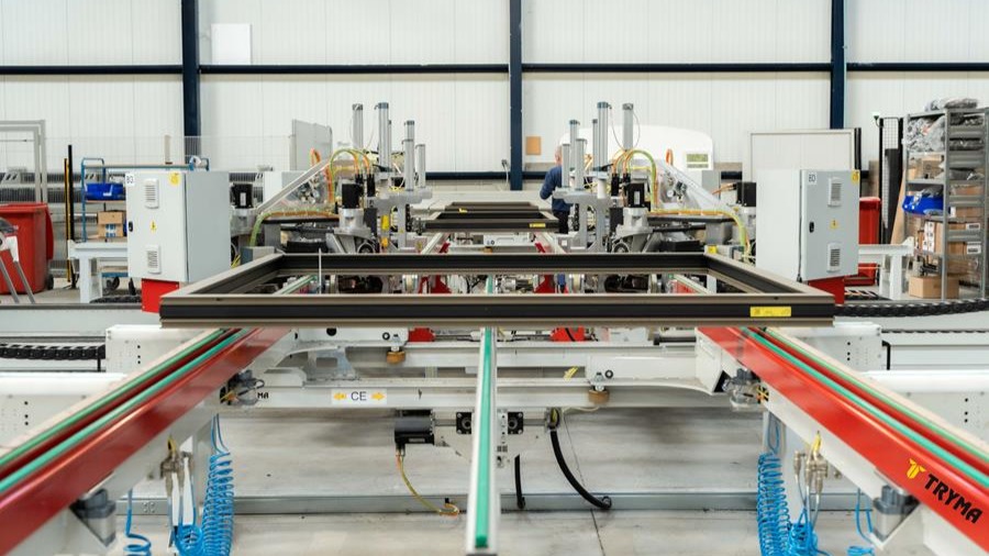 Sertissage de l'aluminium: l'ascension des machines CNC