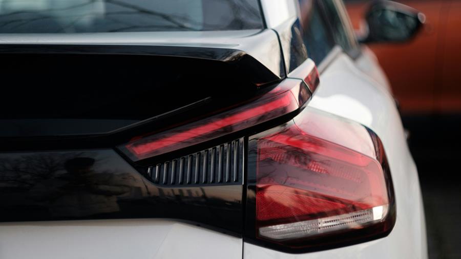 Technologie d'éclairage moderne dans une ampoule de voiture existante