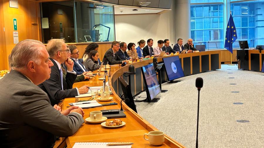 EV-adoptie in Europa vraagt eerst vertrouwen