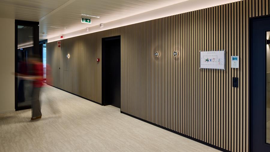 Totaalinterieur verheft bankkantoor tot referentie