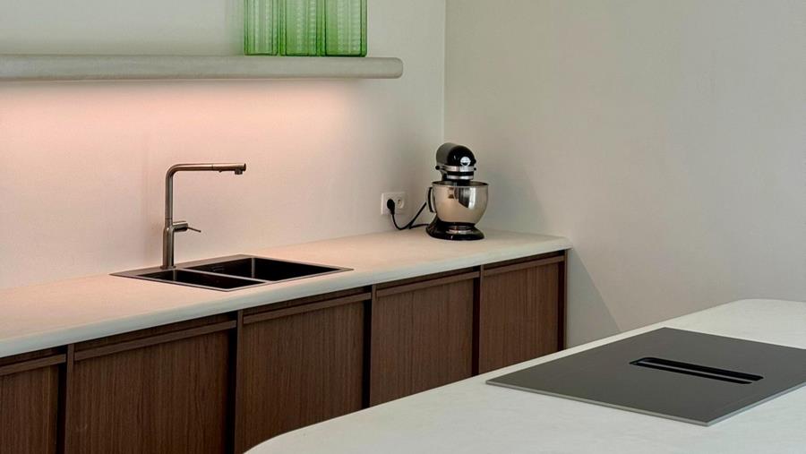 Japandi-keuken met ziel in een historische pastorie