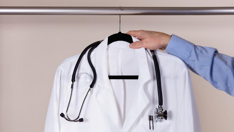 Plaintes contre un gynécologue : le médecin est temporairement suspendu