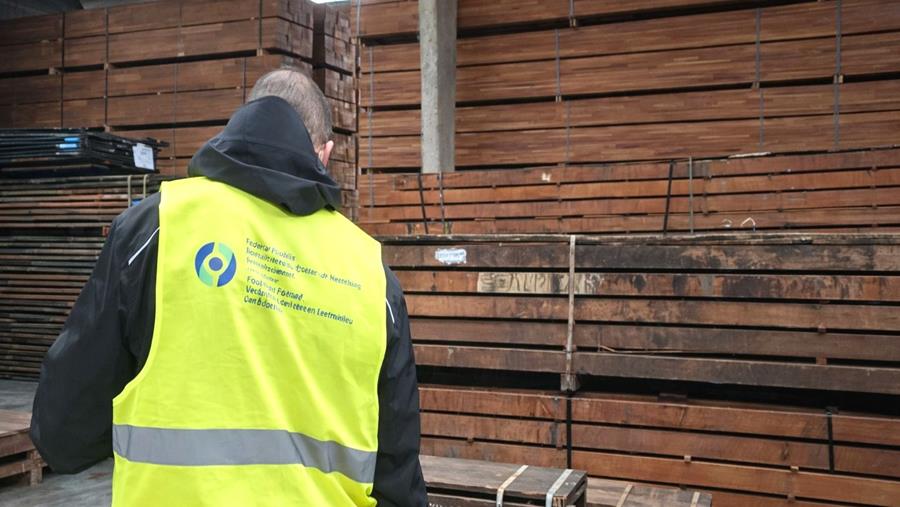 Contrôle du négoce du bois : 90 % non conformes aux règles de l’UE