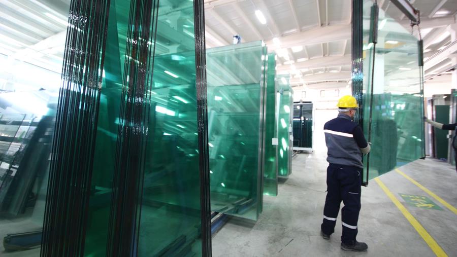 La logistique du verre sous pression