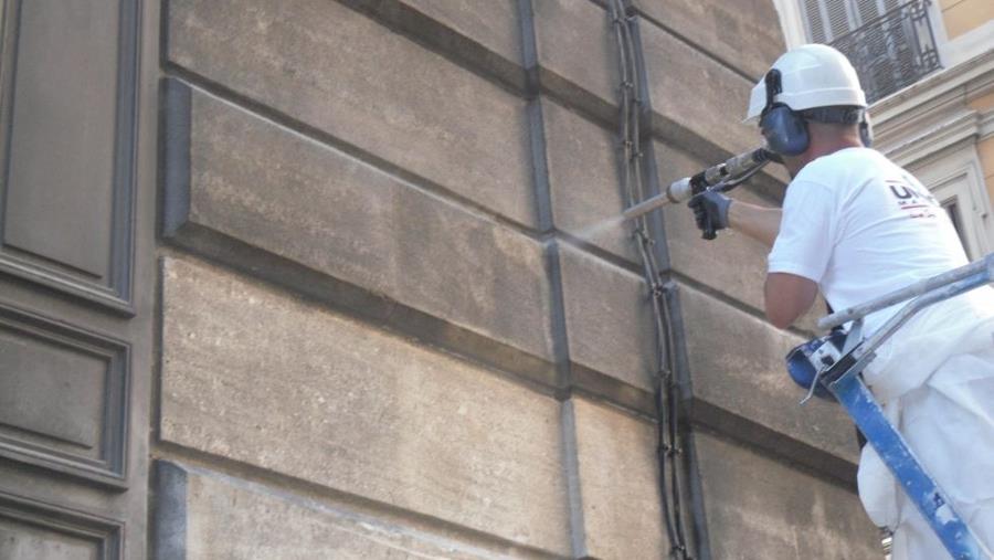 Nettoyer les façades sans les endommager