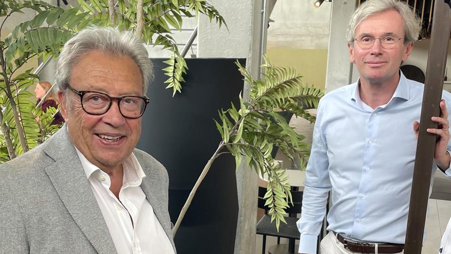 Architectural Metals en Axel Enthoven lanceren Enthara: metalen planters